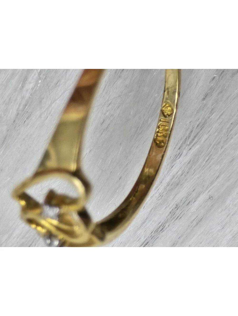 10k Yellow Gold Plumb Intertwined Double Heart Diamond Ring